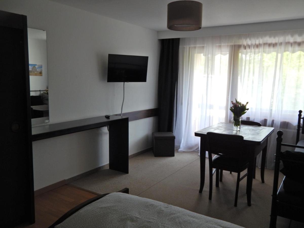 Free Apartment - Burgblick บัดอูราค ภายนอก รูปภาพ